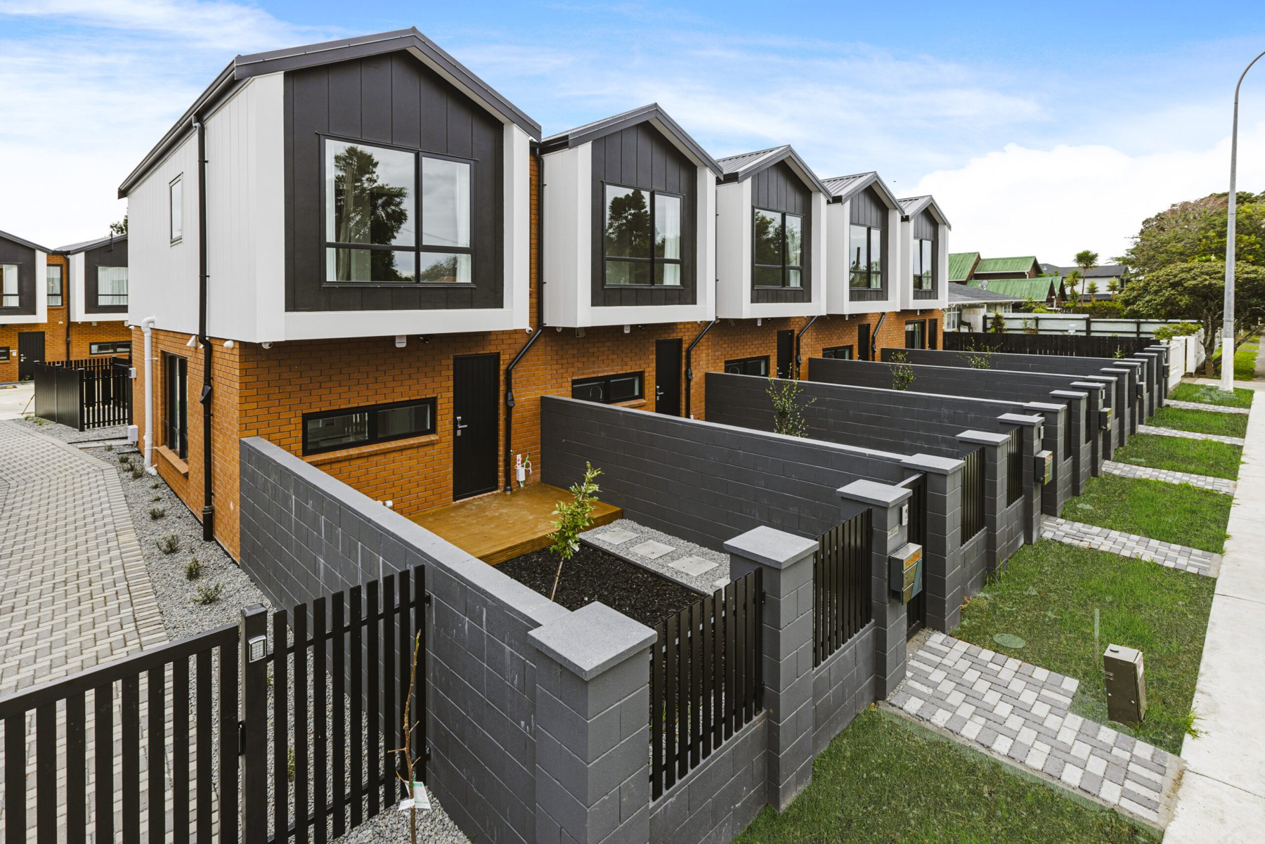 Published project reference photograph of 287–289 Massey Road